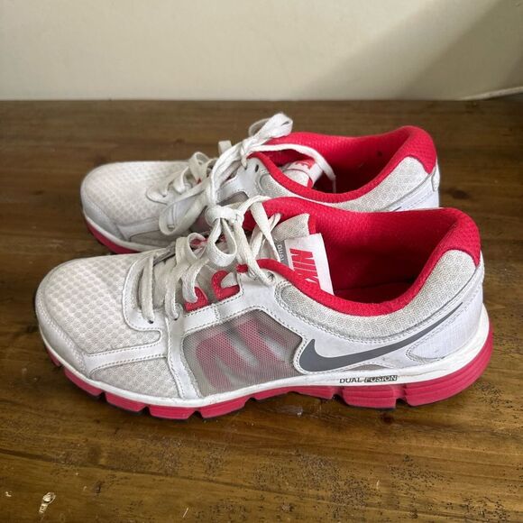 Women's Nike Dual Fusion ST 2 Running Training shoes size 10 US 454240-103 - Picture 1 of 6